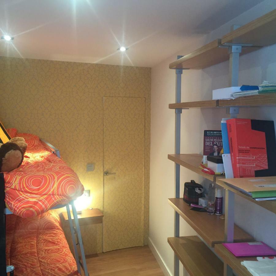 Bierzo Centro Apartment ปอนเฟร์ราดา ภายนอก รูปภาพ