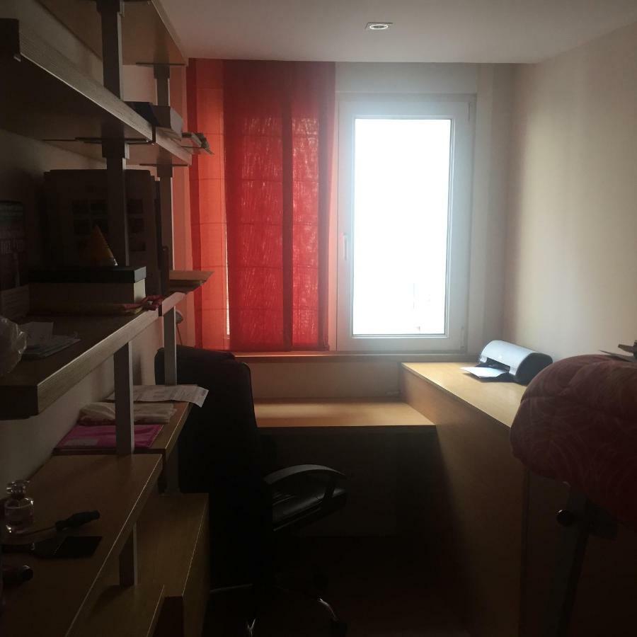 Bierzo Centro Apartment ปอนเฟร์ราดา ภายนอก รูปภาพ