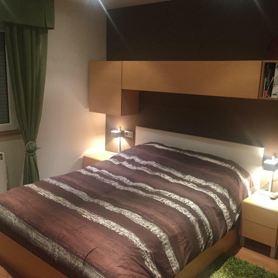 Bierzo Centro Apartment ปอนเฟร์ราดา ภายนอก รูปภาพ